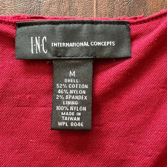 INC International Concepts crimson red lace long sleeve v-neck size M - Picture 4 of 6
